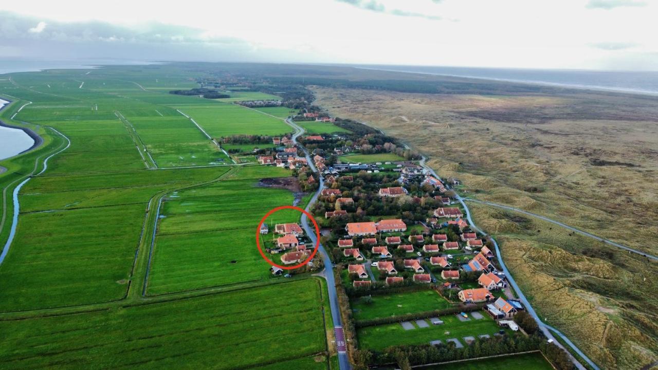 Oosterend  Vrijplaats Bed & Breakfast エクステリア 写真
